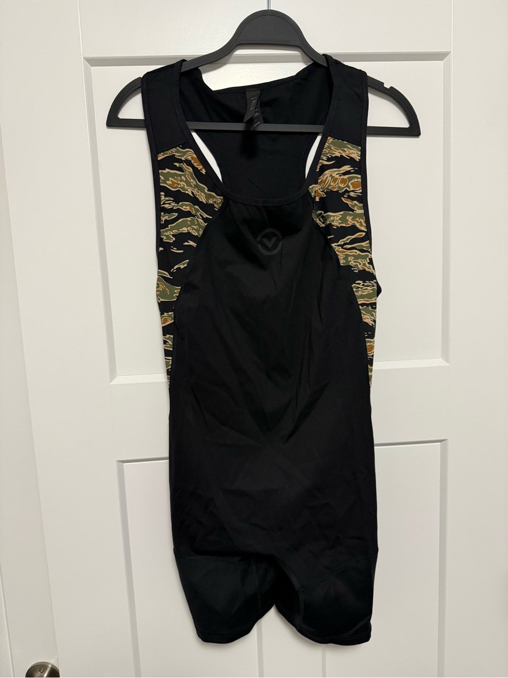 Virus Women's Elevate V2 Singlet - Camo